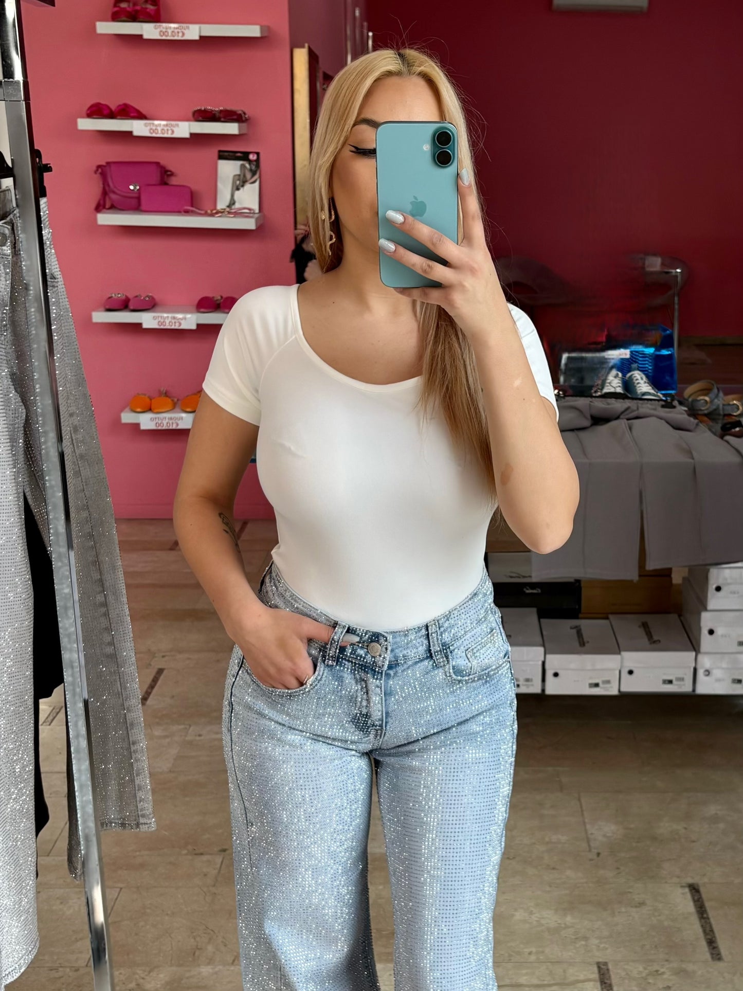 BODY LADY